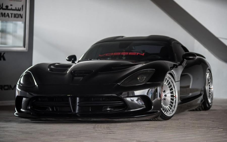 Dodge Viper SRT on Vossen Wheels (ML-R1) '2019